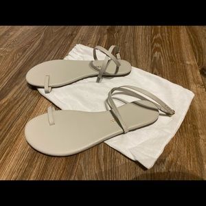 TKEES light grey strapped sandal